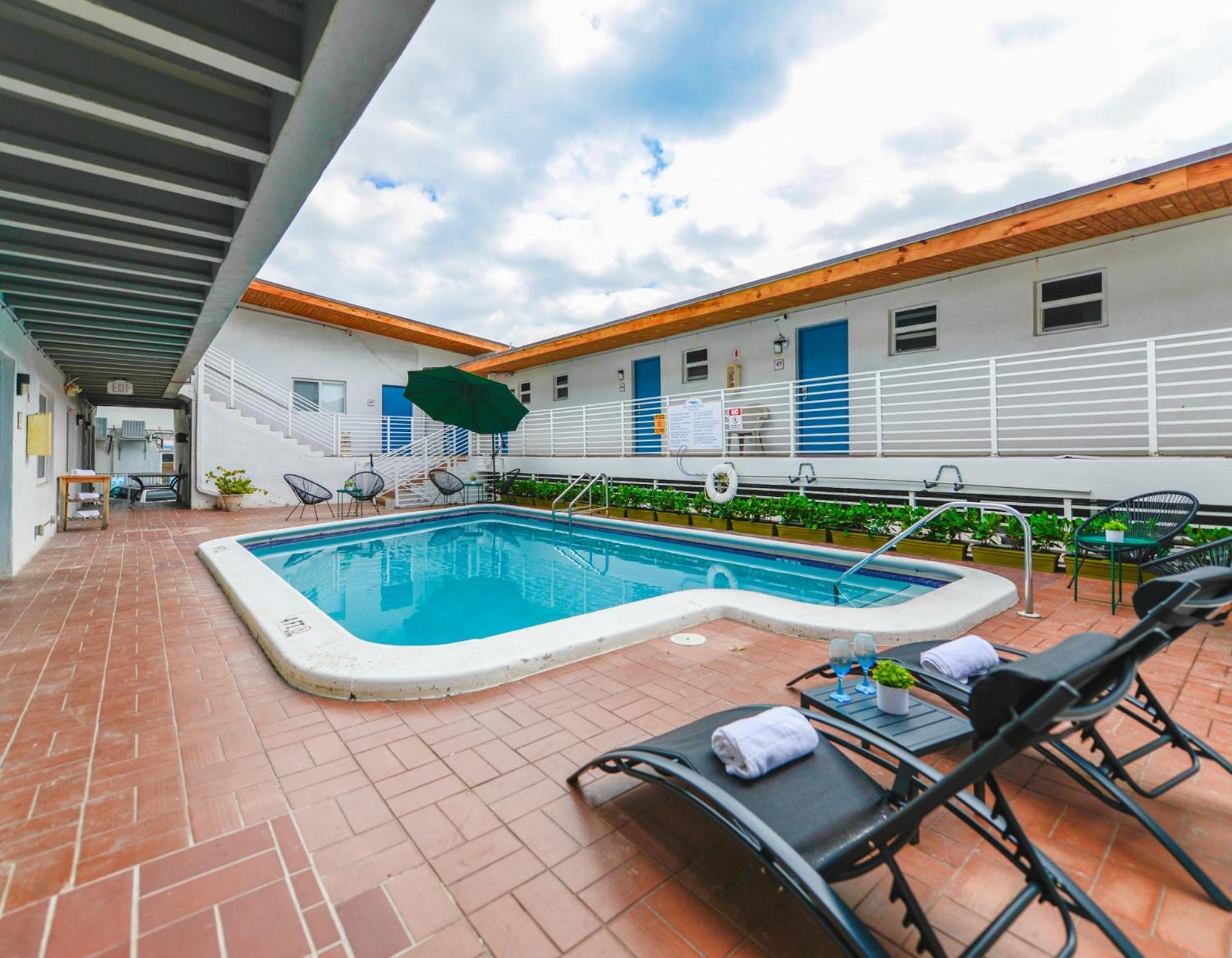 Radiant Unit With Parking And Pool - M26 Apartment Hollywood Exterior foto